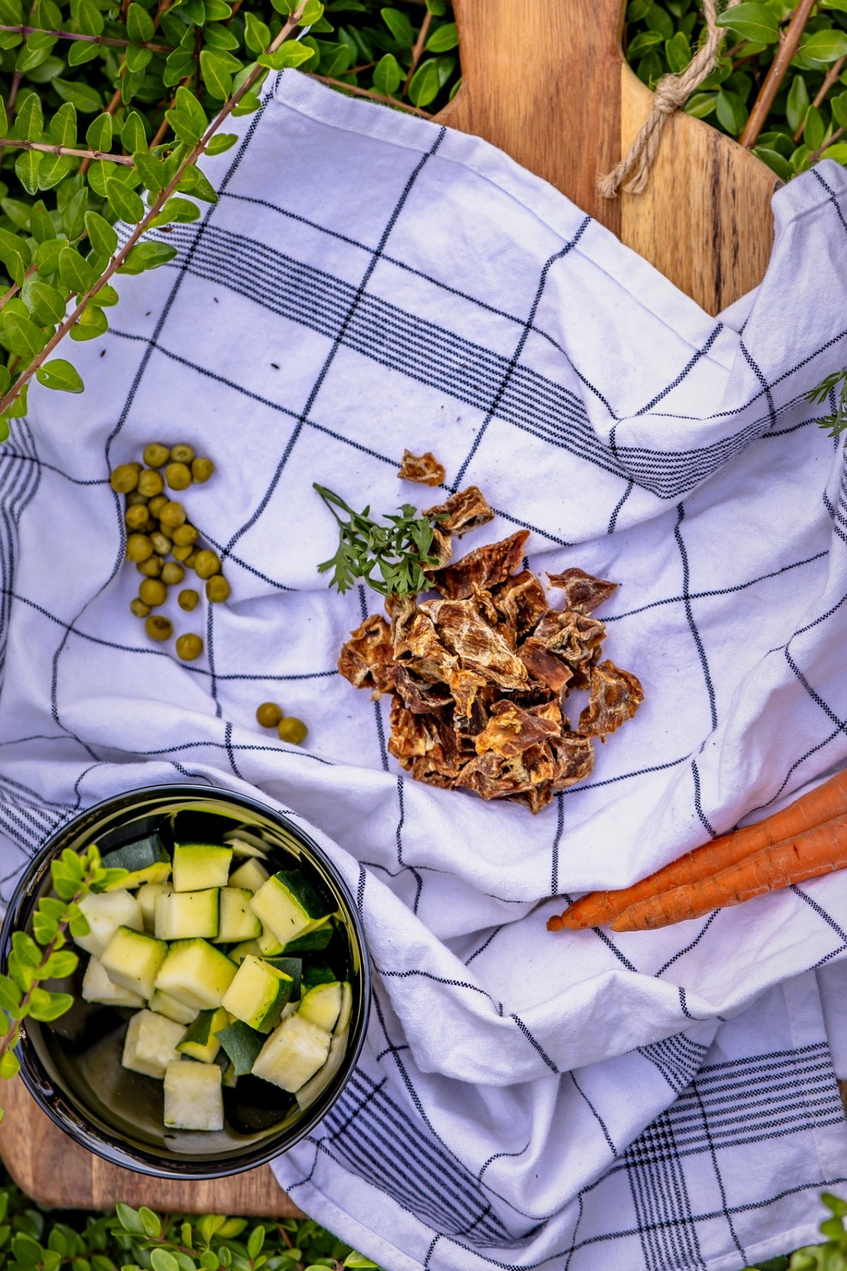 Cubes de viande de poitrine de canard — photo réelle du produit