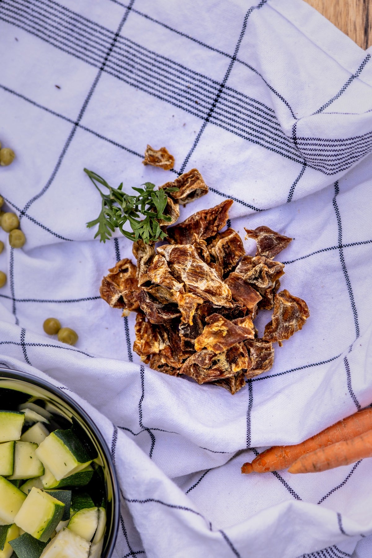 Cubes de viande de poitrine de canard — photo réelle du produit