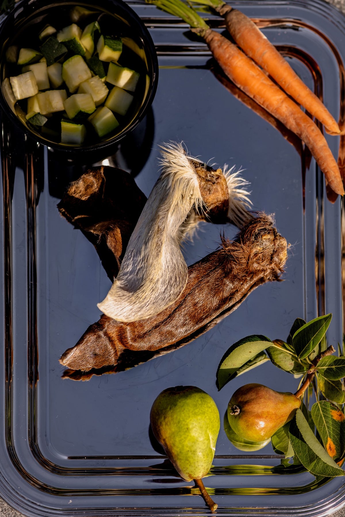 Oreilles de chèvre avec poils — photo réelle du produit