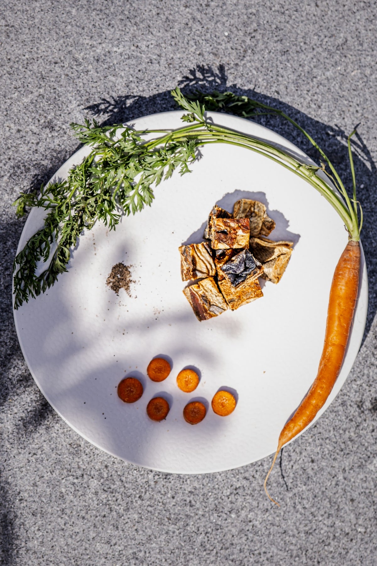 Cubes de peau de saumon — photo réelle du produit